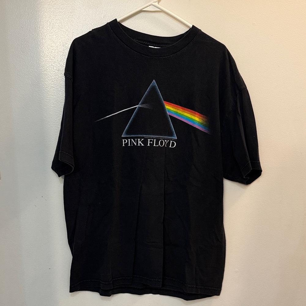 VINTAGE Pink Floyd Black Tee